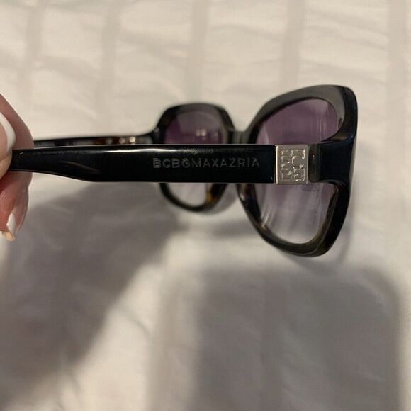 Bcbgmaxazria New Ecstatic Black Laminate Petite Fit Tortoise Sunglasses - Picture 5 of 5